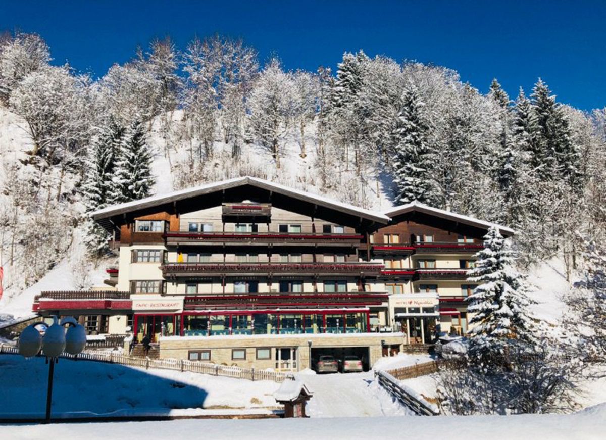 Hotel Alpenblick Hotel Alpenblick - Unterkunft in Saalbach-Hinterglemm