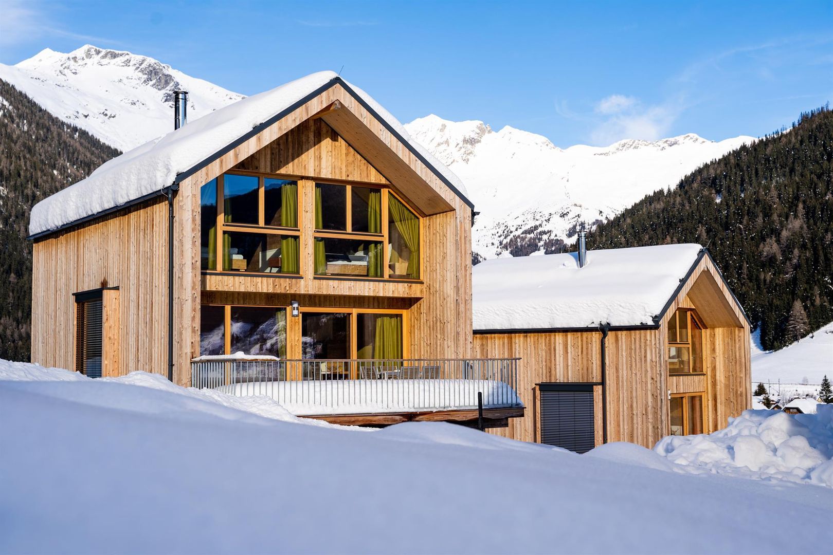Chalets & Camping Hochoben Chalets & Camping Hochoben - Unterkunft in Mallnitz-Moelltaler-Gletscher