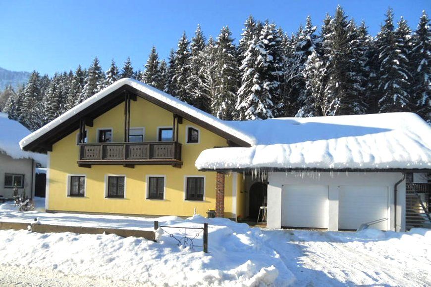 Apartments Winkler Apartments Winkler - Unterkunft in Traunkirchen
