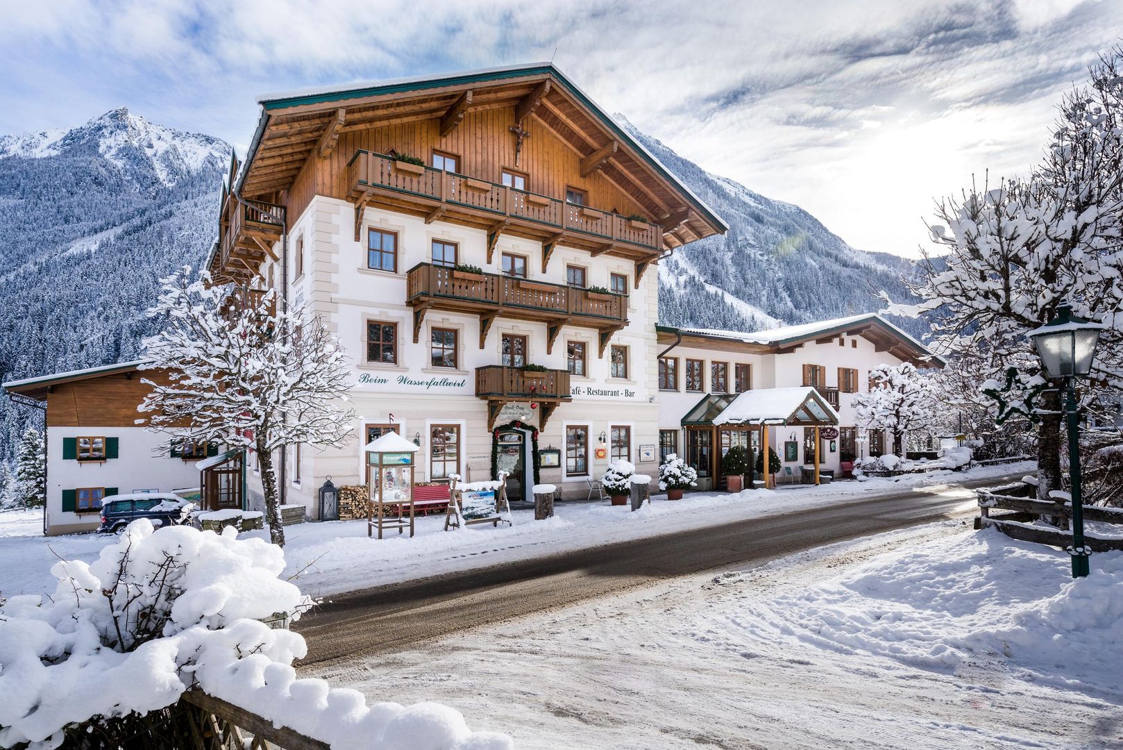 Hotel Krimmlerfälle Hotel Krimmlerfälle - Unterkunft in Krimml-Zillertal-Arena