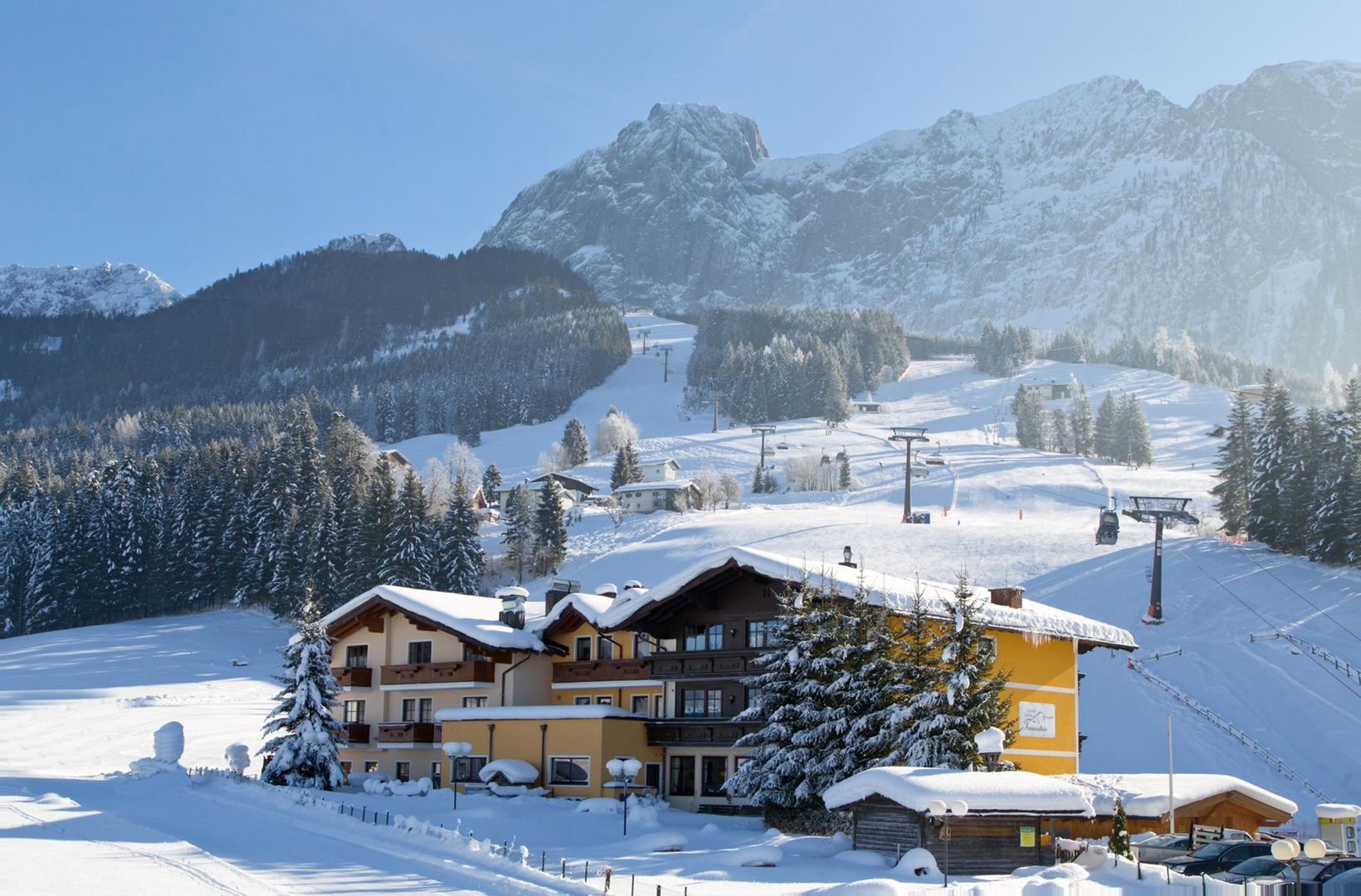 Gasthaus Landhotel Traunstein Gasthaus Landhotel Traunstein - Unterkunft in Dachstein-West